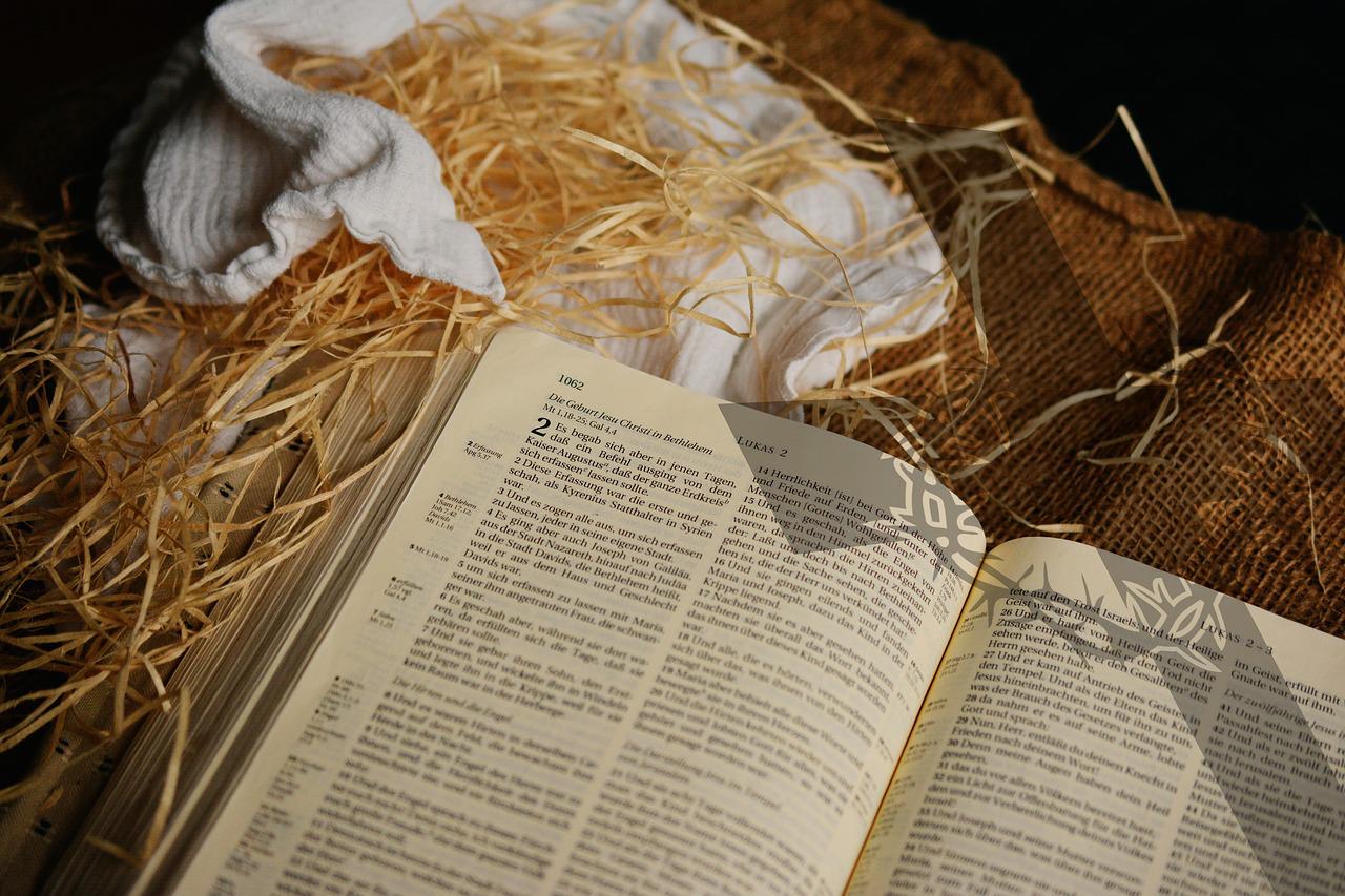 bible, christmas story, lukas 2-1805790.jpg